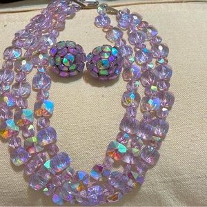 Vogue vintage necklace